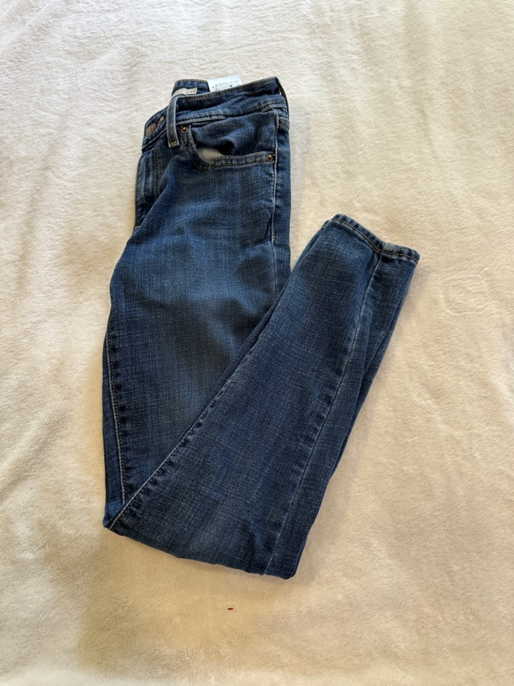 Levi’s - Women’s Dark Blue Stretch Skinny Jeans 24 ankle length